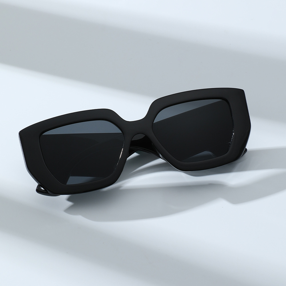 特大ボックスサングラス レディース 2025年新作 個性的な - Photography Outdoor のレビューと価格